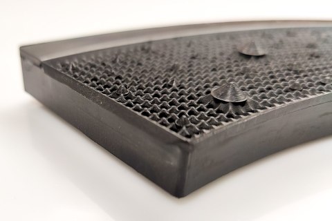 1 element z 4 częściowej opony EU Cyberdine