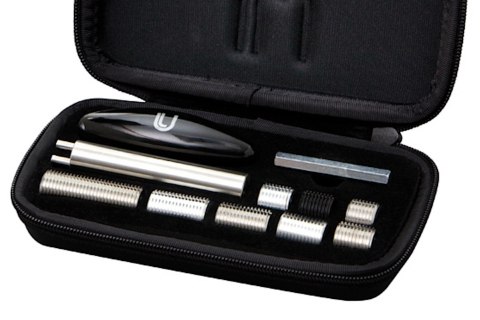 Zestaw śrub wagowych Predator Uni-Loc® wraz z kluczem