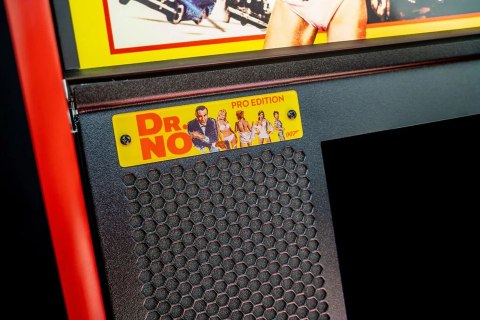 Flipper - James Bond 007 Pro - STERN PINBALL, INC.